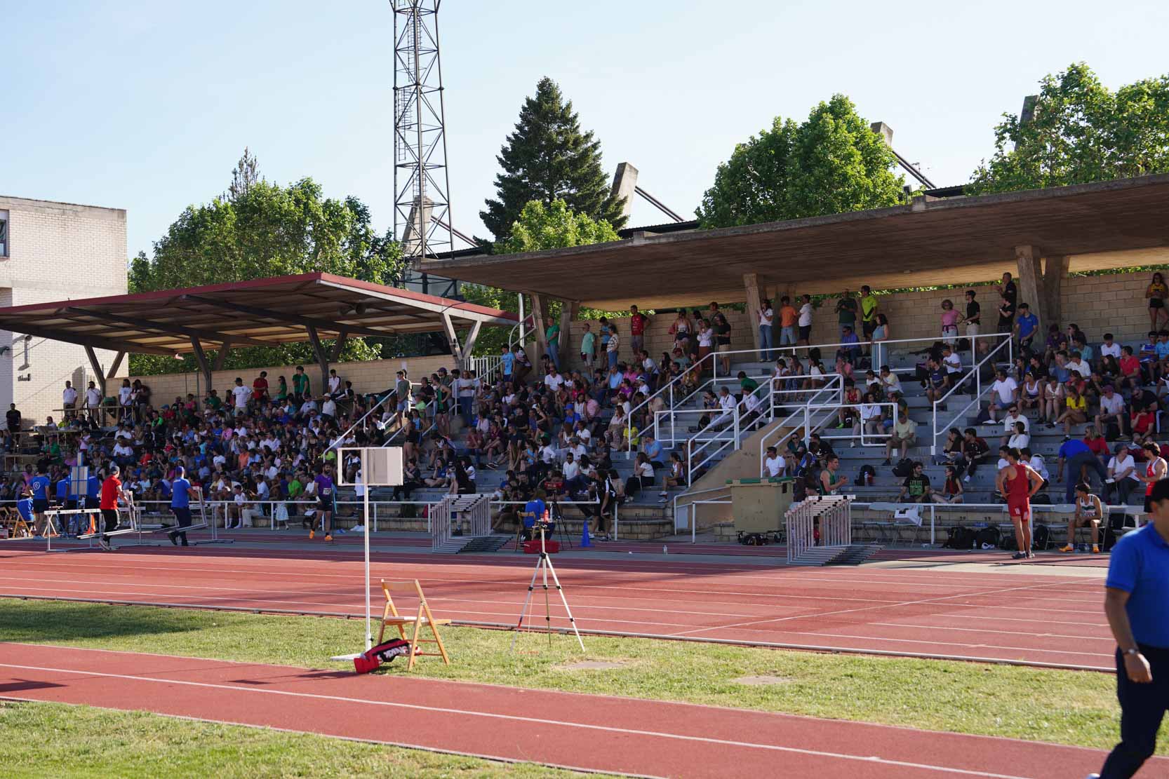 Las mejores imágenes de una gran tarde de atletismo en Las Pistas del Helmántico
