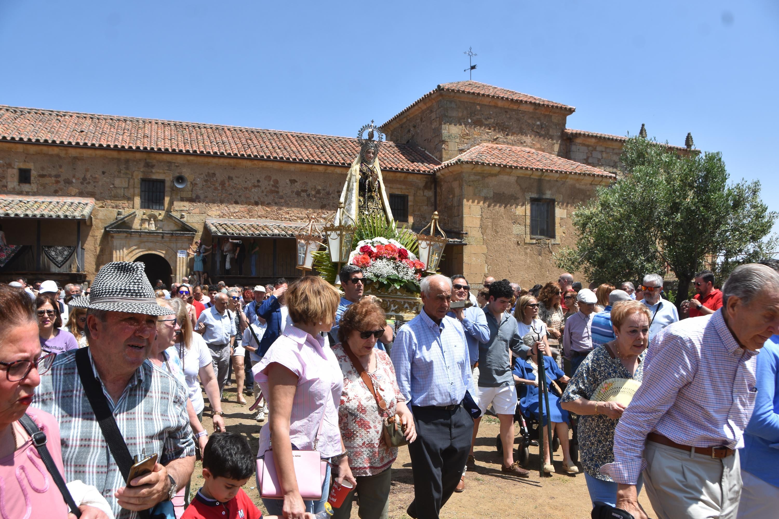 Fe intacta por la Virgen del Cueto