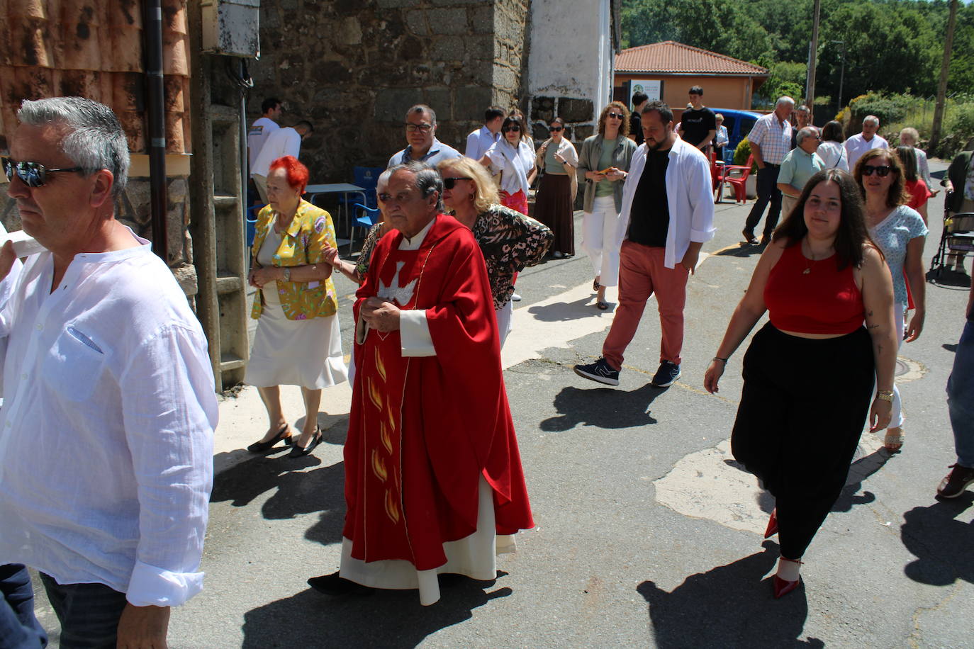 La Hoya honra al Espíritu Santo