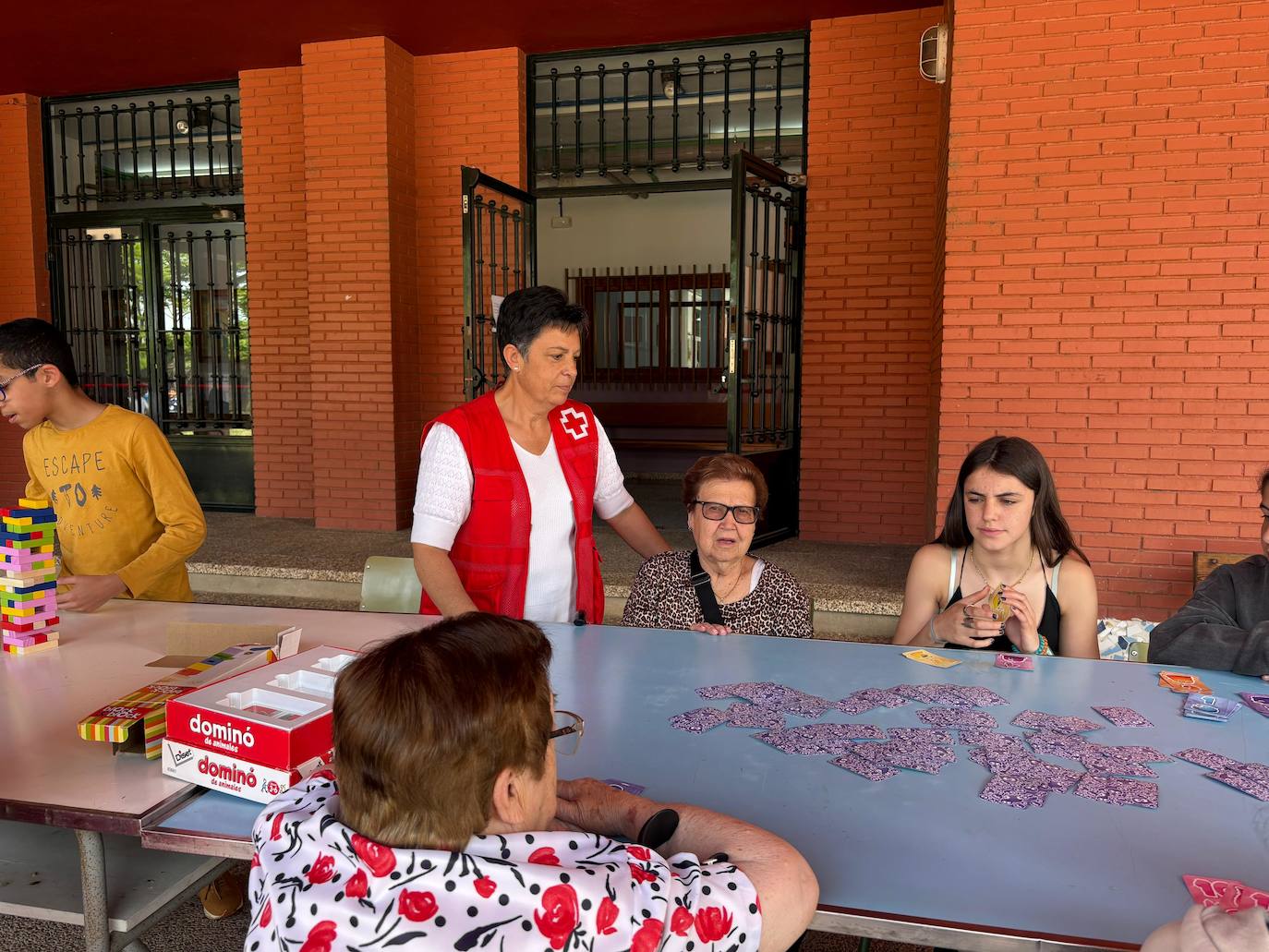 Cruz Roja Ciudad Rodrigo une a jóvenes y mayores en una jornada contra el abuso