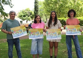 Presentación del campamento de verano con representantes de Civitas y el Ayuntamiento
