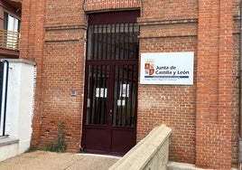 Entrada al colegio público MIguel de Unamuno de Peñaranda.