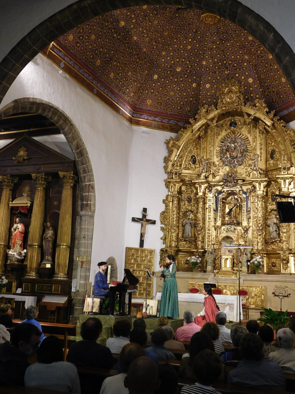 Candelario acoge la puesta de largo del recital «Arcos y ecos» del programa Provincia Mudéjar
