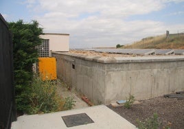 El depósito de Valdehigal, desde el que se suministra agua a las 5 urbanizaciones.