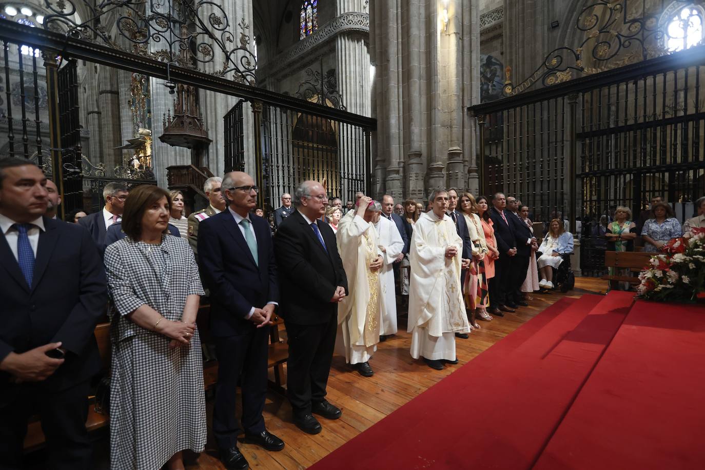 La Catedral acoge la tradicional y emotiva misa en honor a San Juan de Sahagún