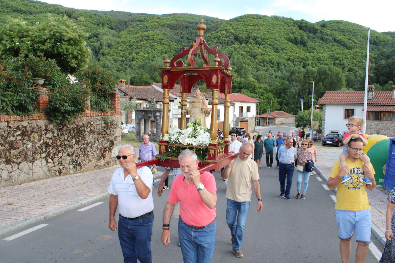 Montemayor del Río acompaña a San Antonio en la víspera de su fiesta