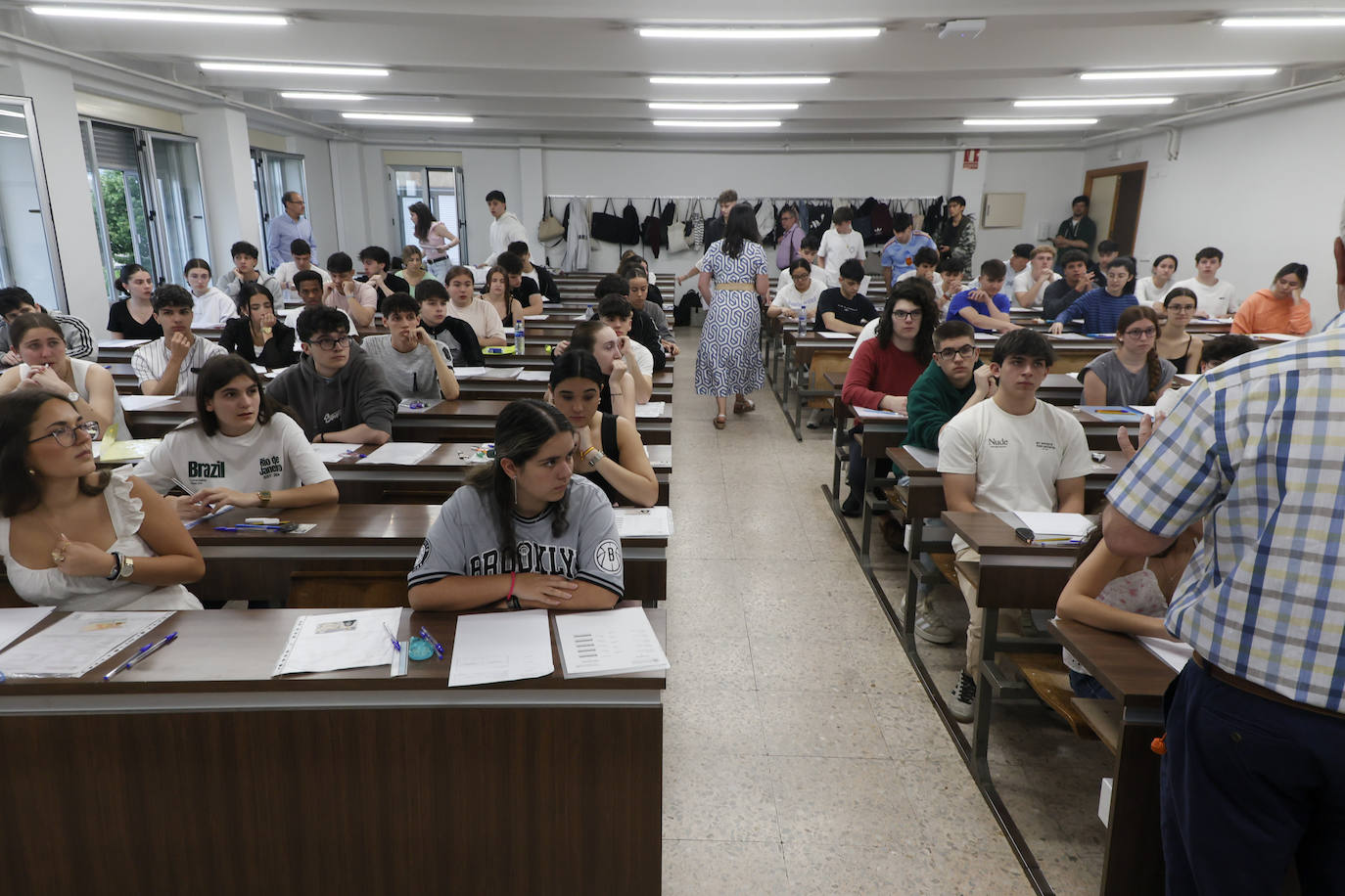 Algunos de los estudiantes que han hecho la PAU recientemente en Salamanca.