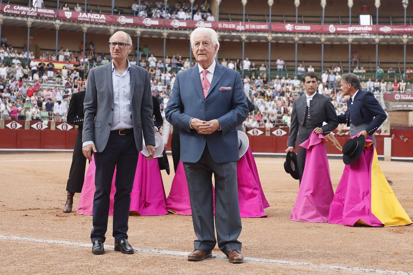 Una ovación inolvidable: La Glorieta, rendida al maestro de maestros