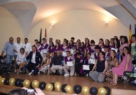 Imagen de los alumnos de 4º de la ESO y FP Básica en la gala celebrada en el convento de San Francisco de Béjar.