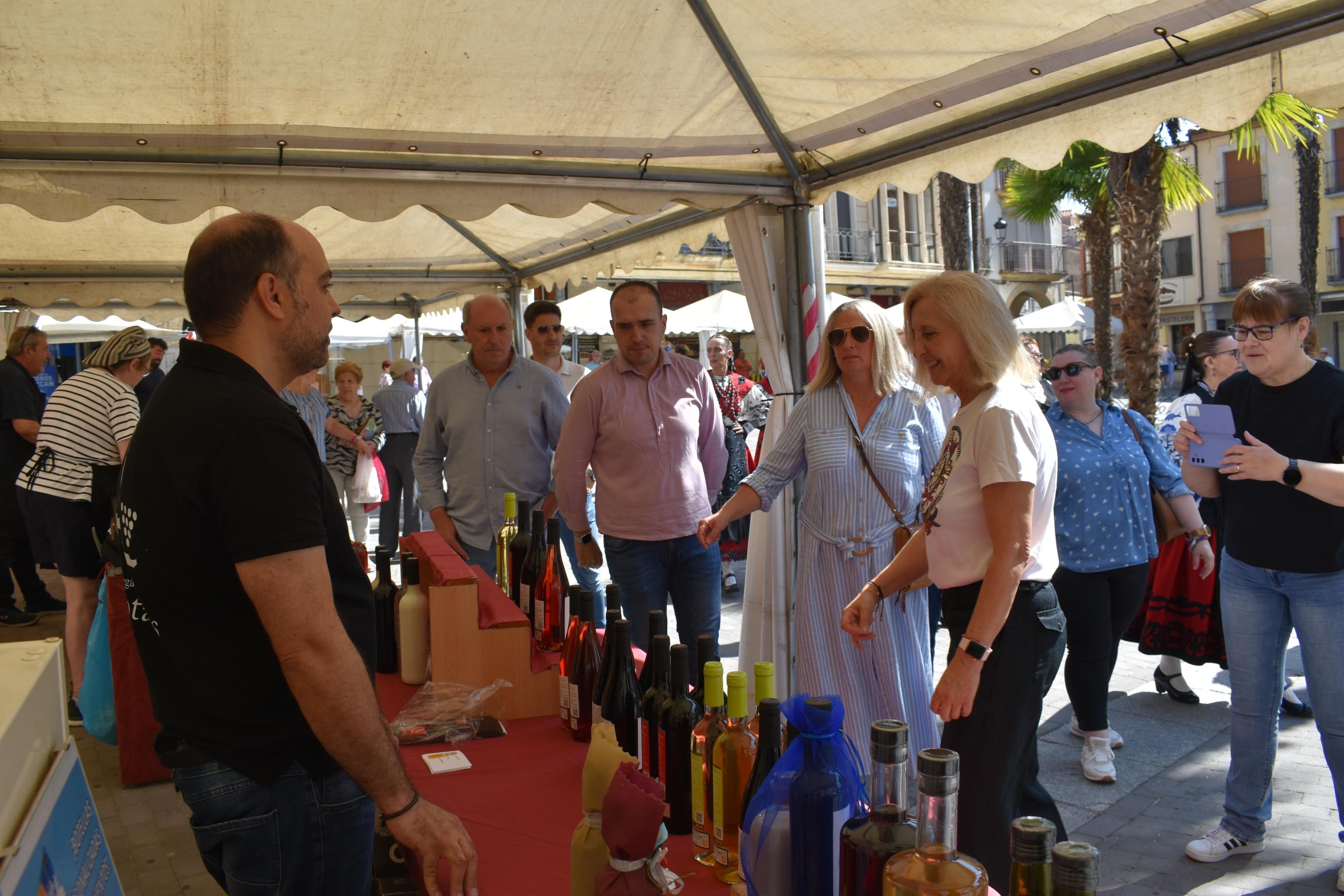 Sin animales, pero con esencia en la Feria de San Antonio de Alba de Tormes