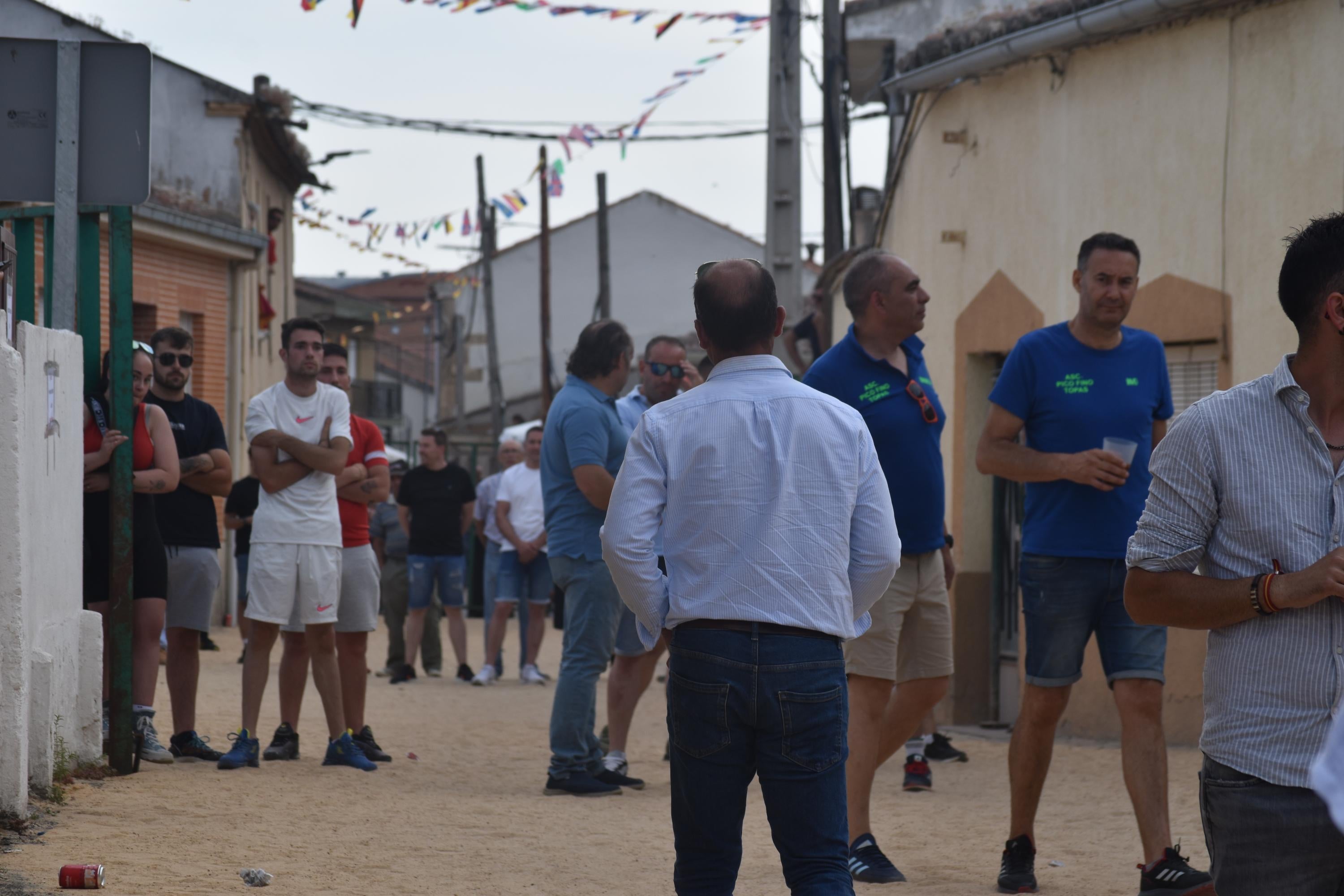 Pasión taurina en Topas antes de cerrar las fiestas en honor a San Antonio