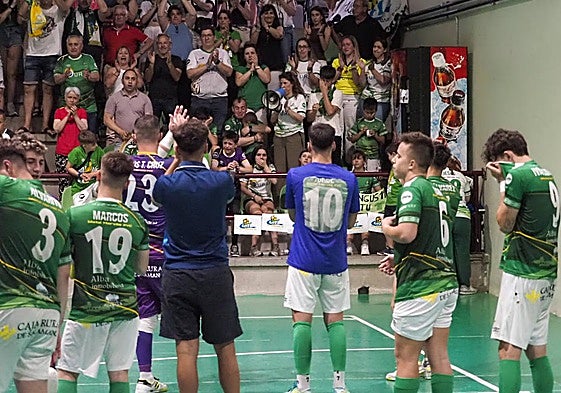 El Piensos Durán Albense agradece la presencia de su afición al término del encuentro.