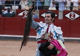 Morante de la Puebla, tras cortar un rabo.