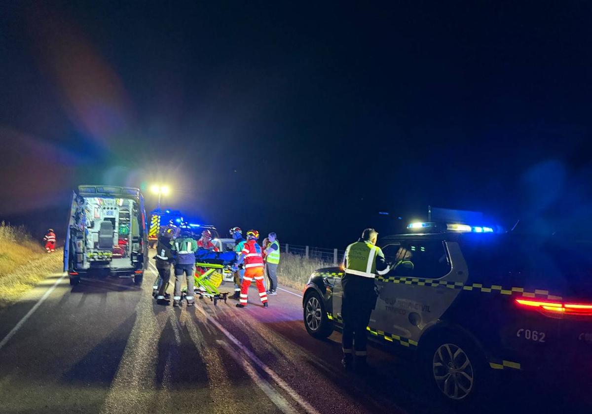 Gravísimo accidente en Sando: un conductor en estado crítico tras perder el control de su vehículo y salirse de la vía