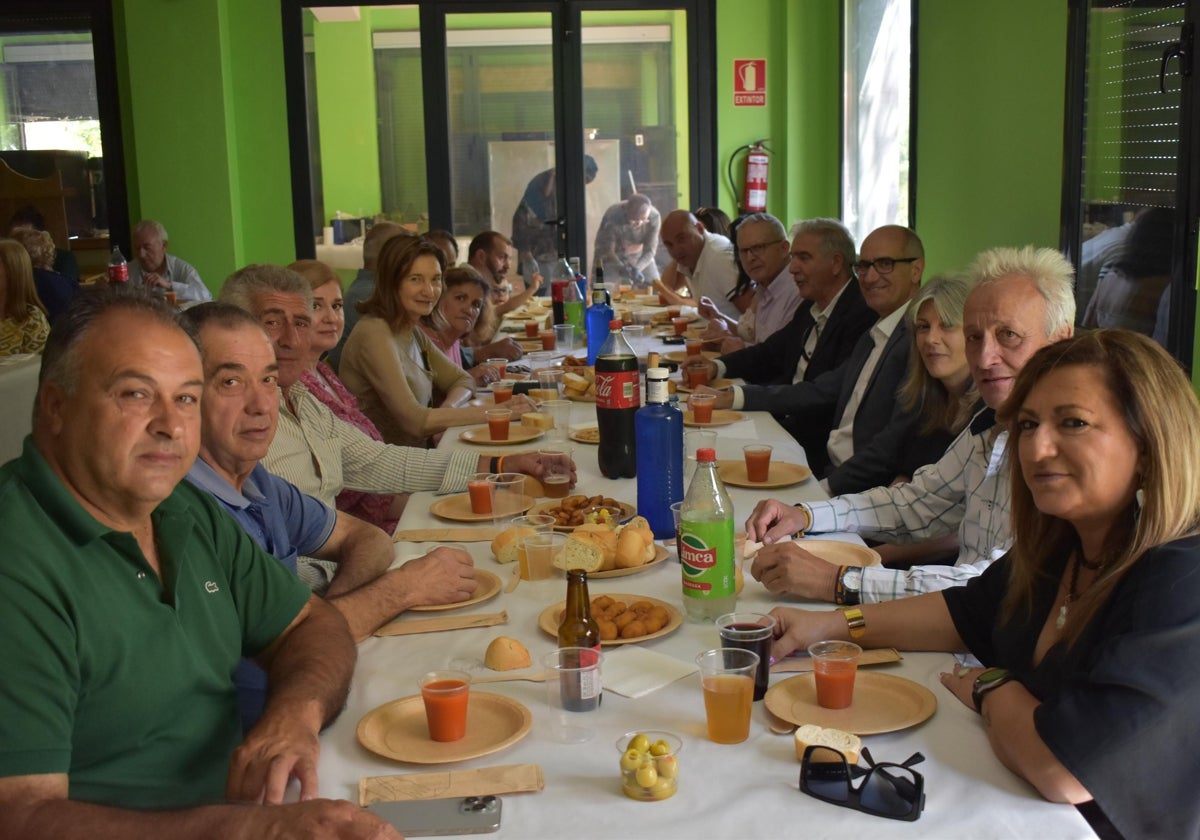 Tradición y gastronomía marcan el cierre festivo en Beleña