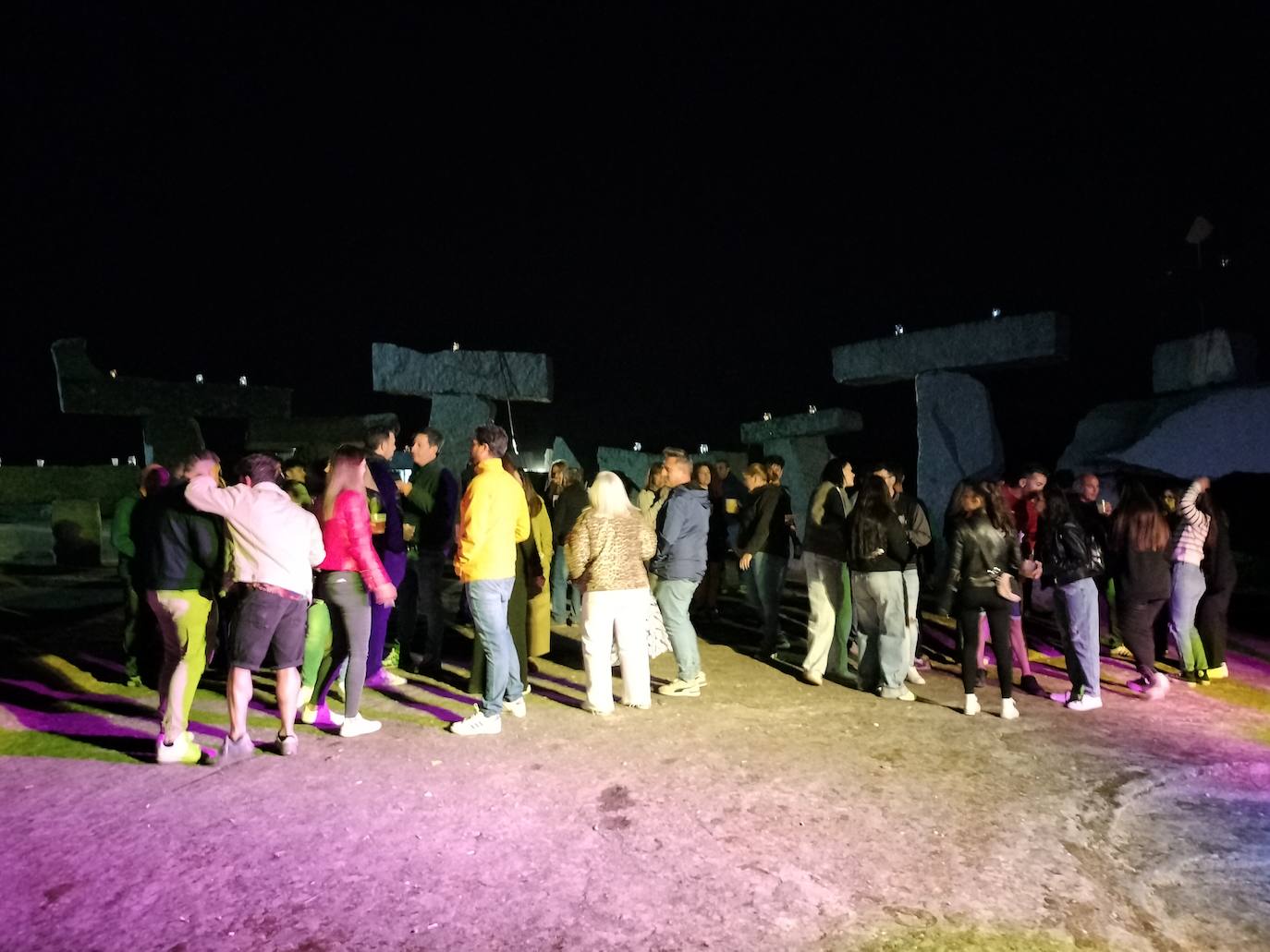 El solsticio llega al parque del granito de Los Santos