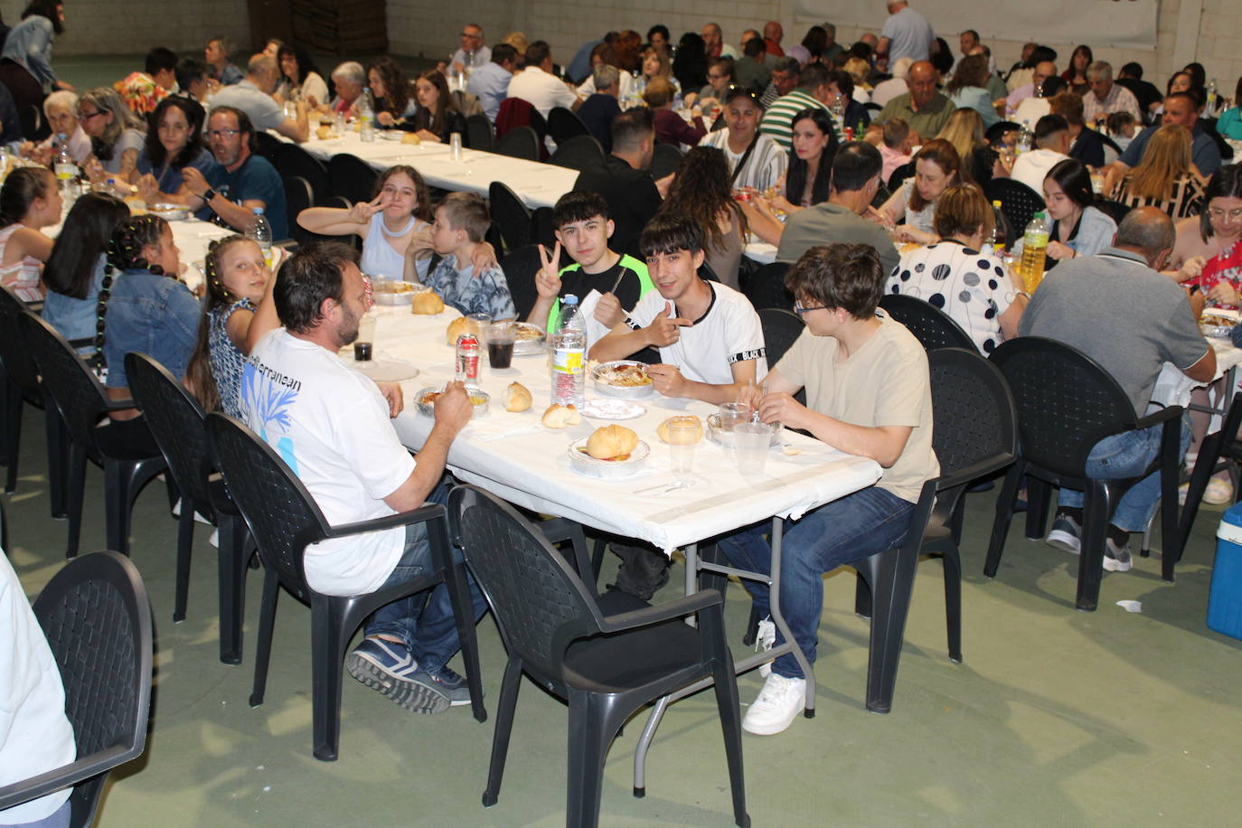 Cena y verbena para despedir la fiesta en Montejo
