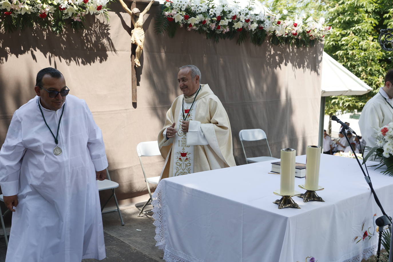 Tejares rinde homenaje a su virgen
