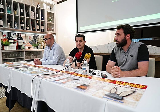 David Alonso Mata (director general), Luis Ignacio Delgado (director de campaña) y Alberto Alonso 'Guti' (responsable de marketing) durante el acto de presentación.