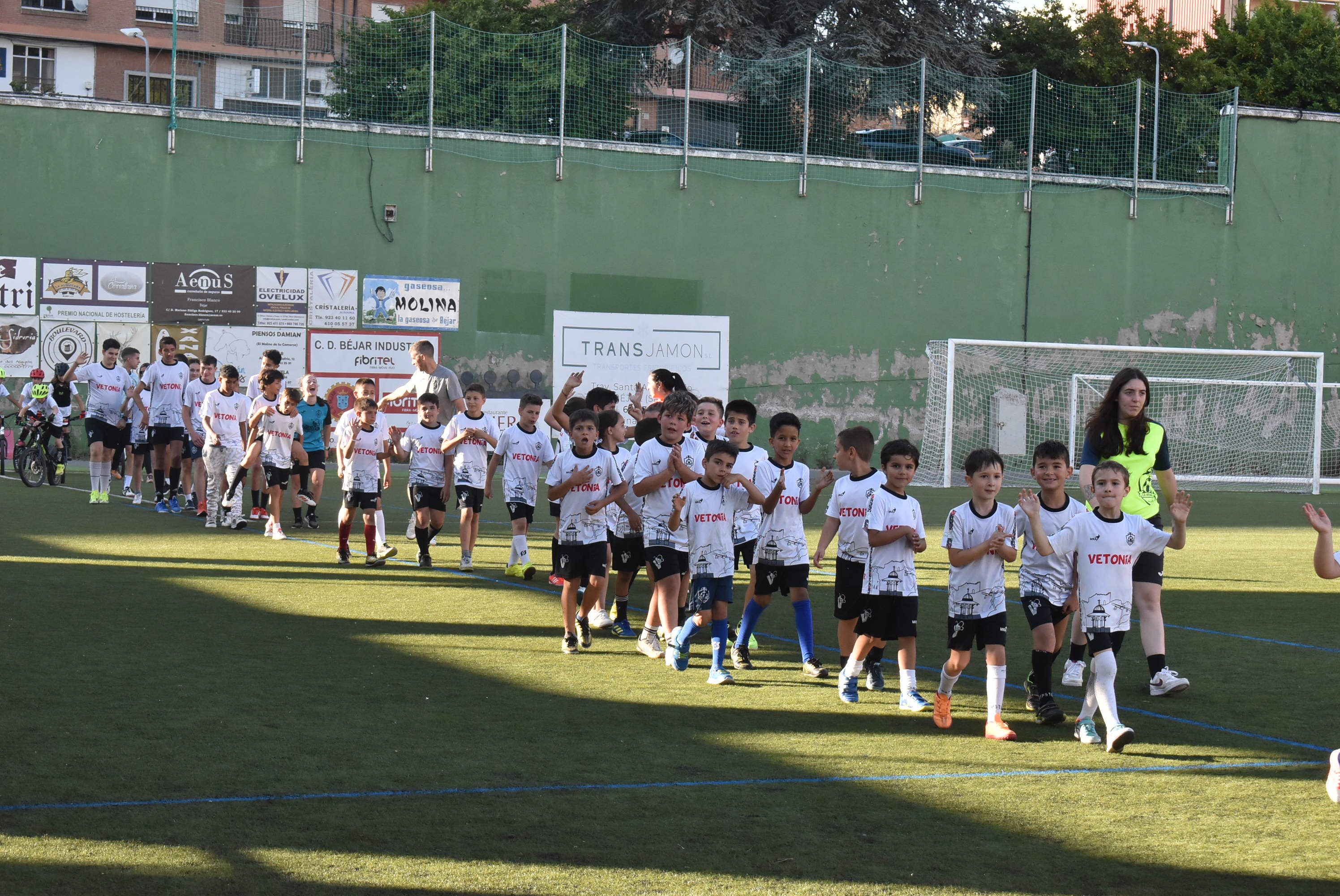 Fiesta escolar para despedir las actividades infantiles en Béjar