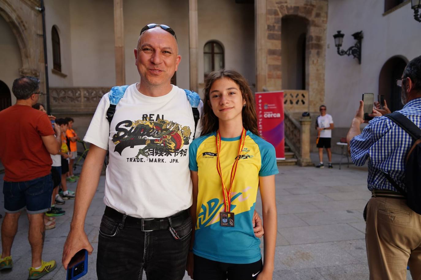 Gran fiesta en La Salina para entregar los premios a los mejores del Triatlón Escolar