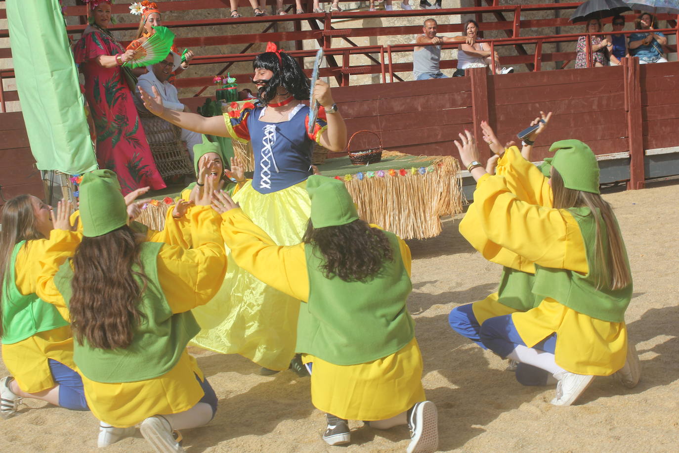 La Fuente de San Esteban: los amos del disfraz