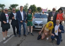 La banda del Peugeot, con Pedro Sánchez a la cabeza, estuvo en el desfile