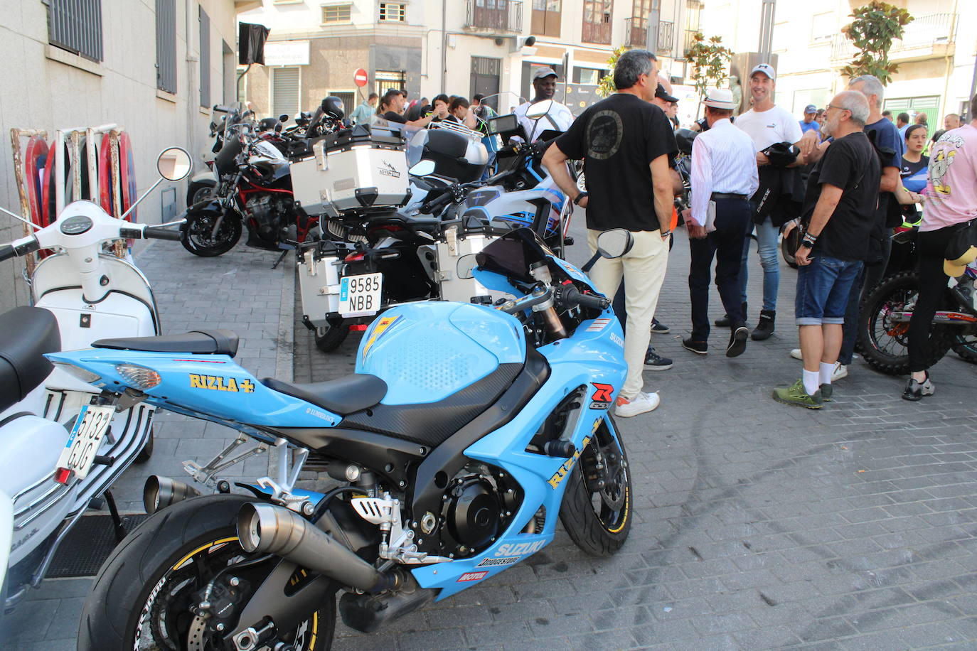 Las motos se dejan oír en Guijuelo