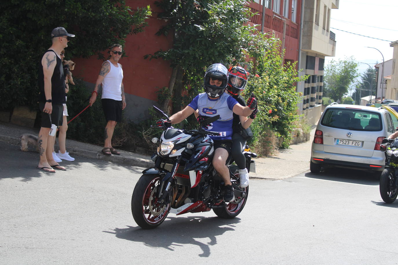Las motos se dejan oír en Guijuelo