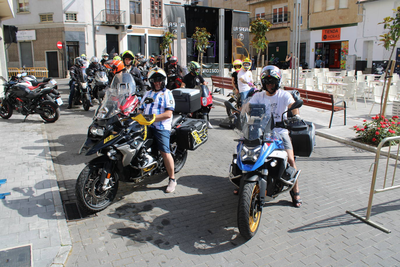 Las motos se dejan oír en Guijuelo
