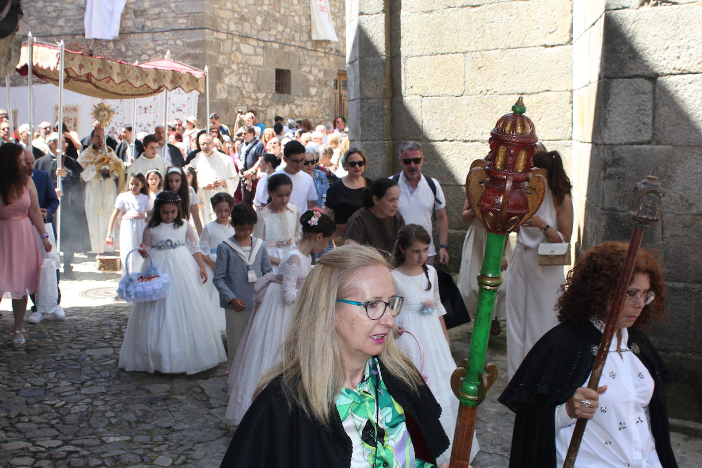 La Alberca exhibe toda su belleza en el Corpus Christi