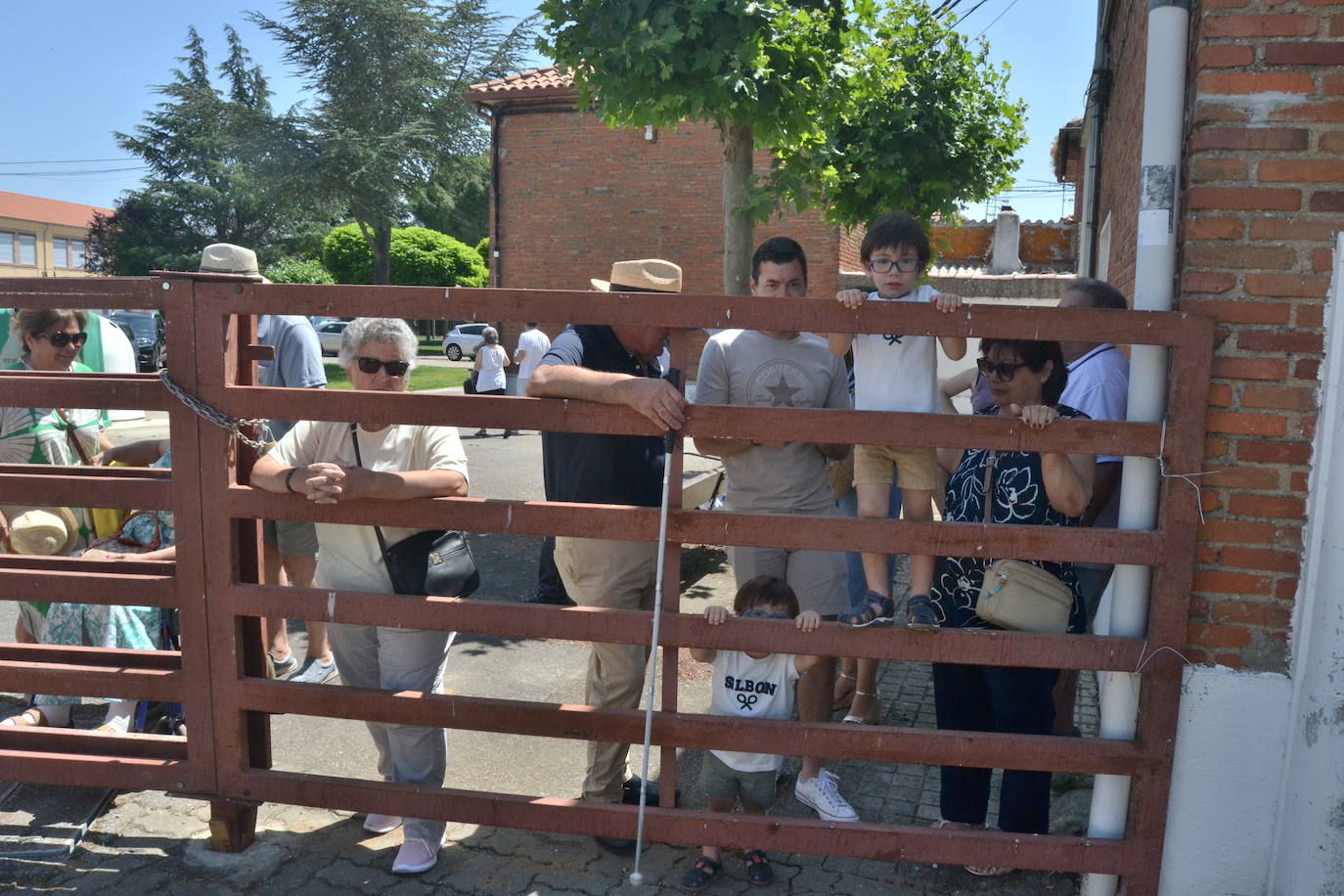 Bella carrera a caballo en La Fuente de San Esteban