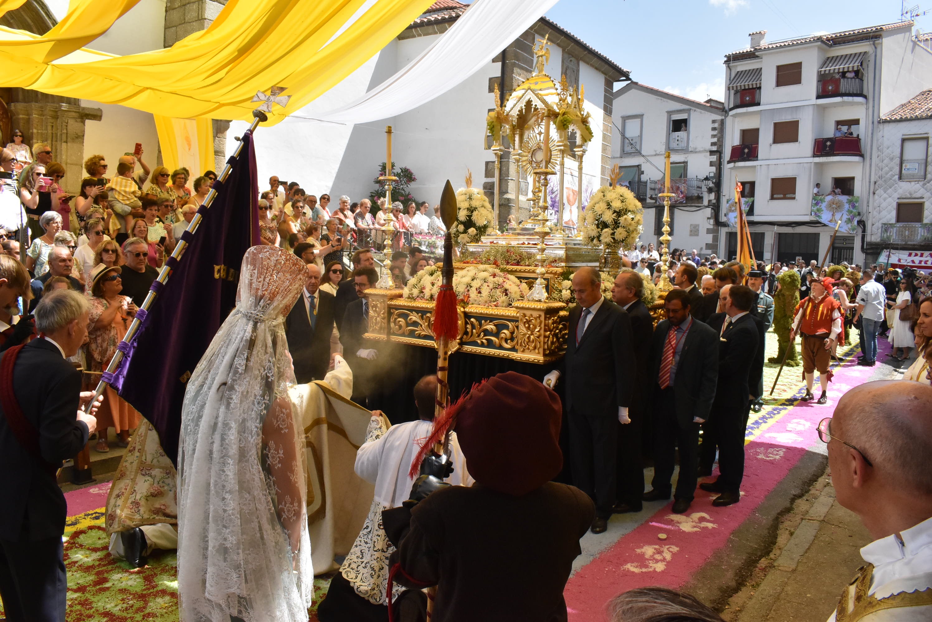 Béjar cumple un año más con la procesión del Corpus Christi como Fiesta de Interés Turístico Internacional