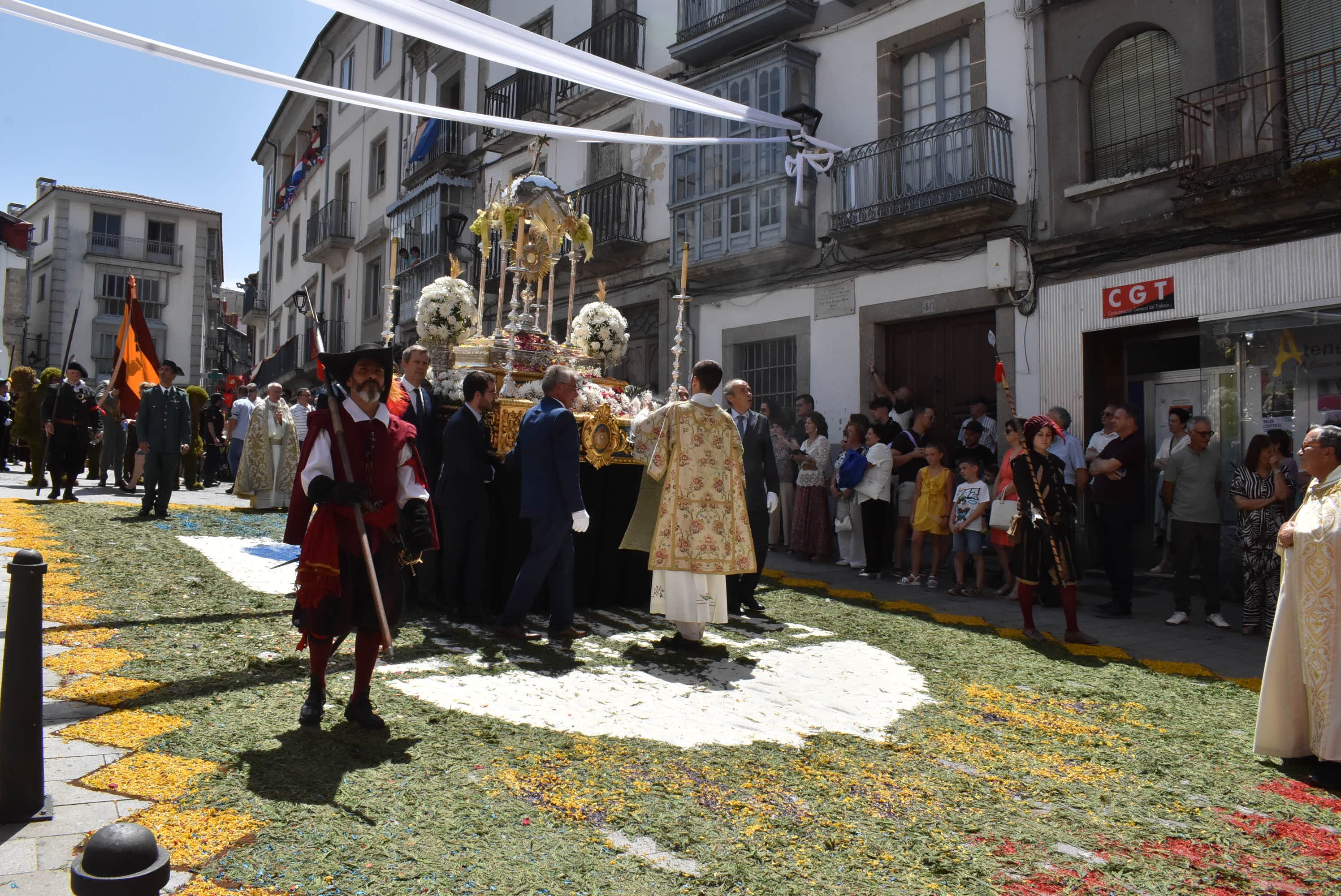 Béjar cumple un año más con la procesión del Corpus Christi como Fiesta de Interés Turístico Internacional