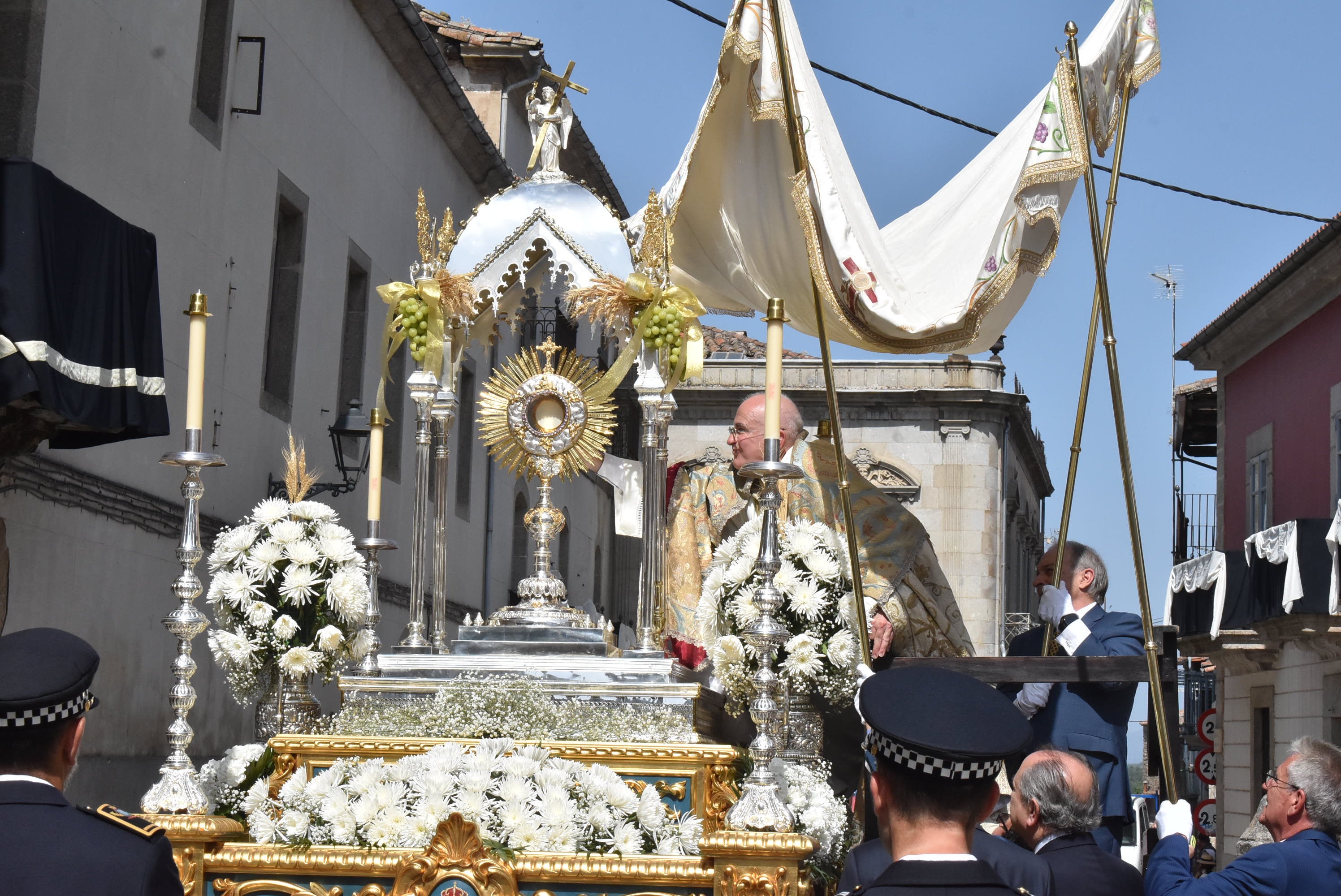 Béjar cumple un año más con la procesión del Corpus Christi como Fiesta de Interés Turístico Internacional