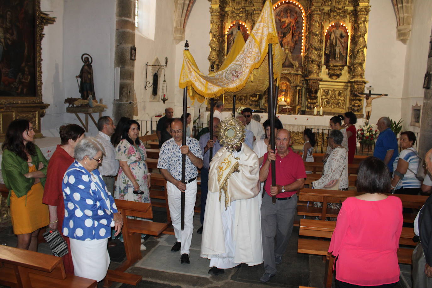 Solemne celebración de la Octava del Corpus en Salvatierra de Tormes