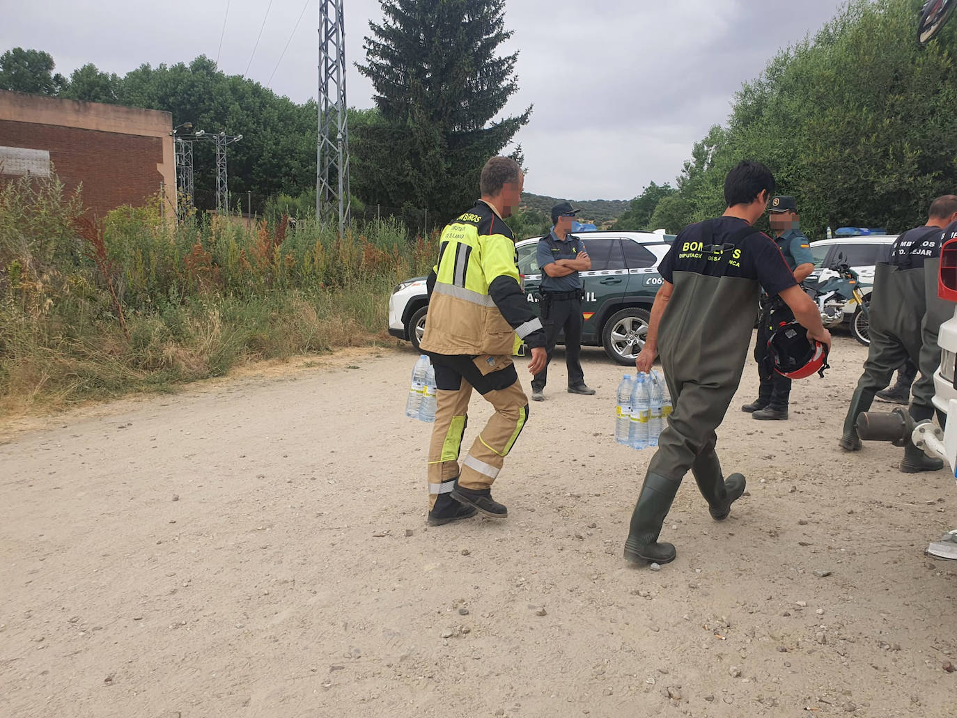Así está siendo el dispositivo de búsqueda en Alba: «Cayó por encima de la piscifactoría en una zona de pozas»