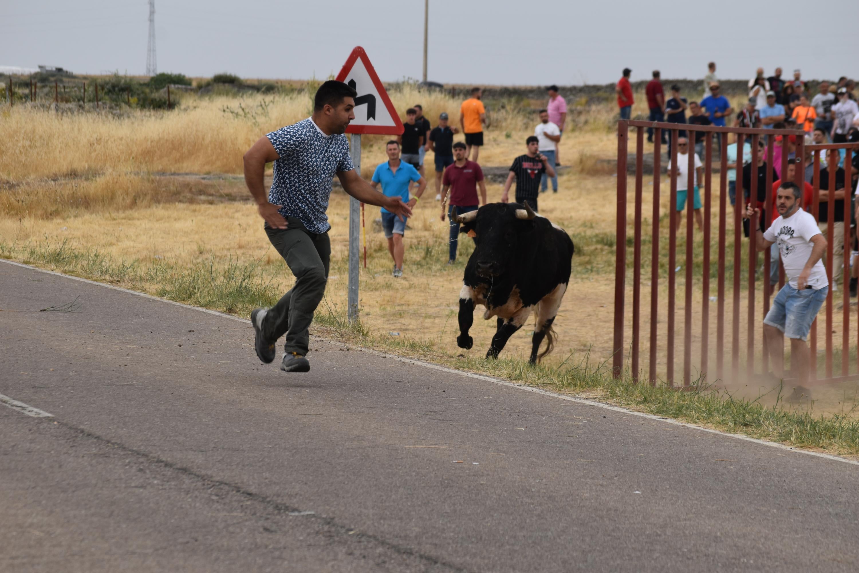 Tradición y riesgo en la última cita de los ‘Espantos’ en Ledesma