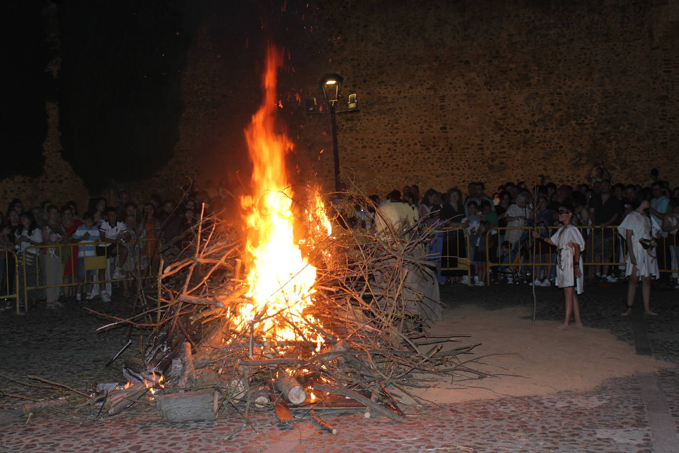 Los vetones purifican Ciudad Rodrigo con un fuego voraz