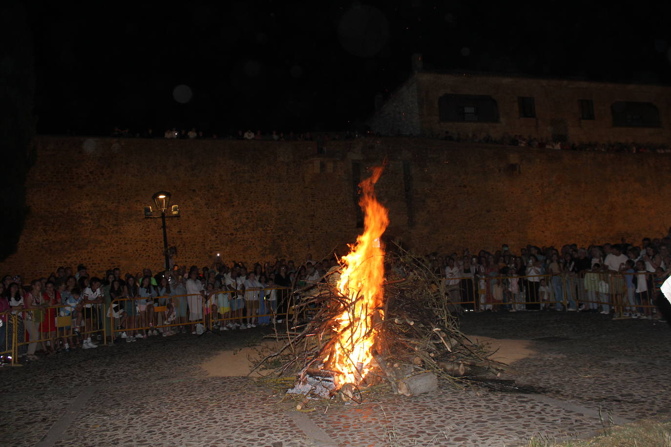 Los vetones purifican Ciudad Rodrigo con un fuego voraz