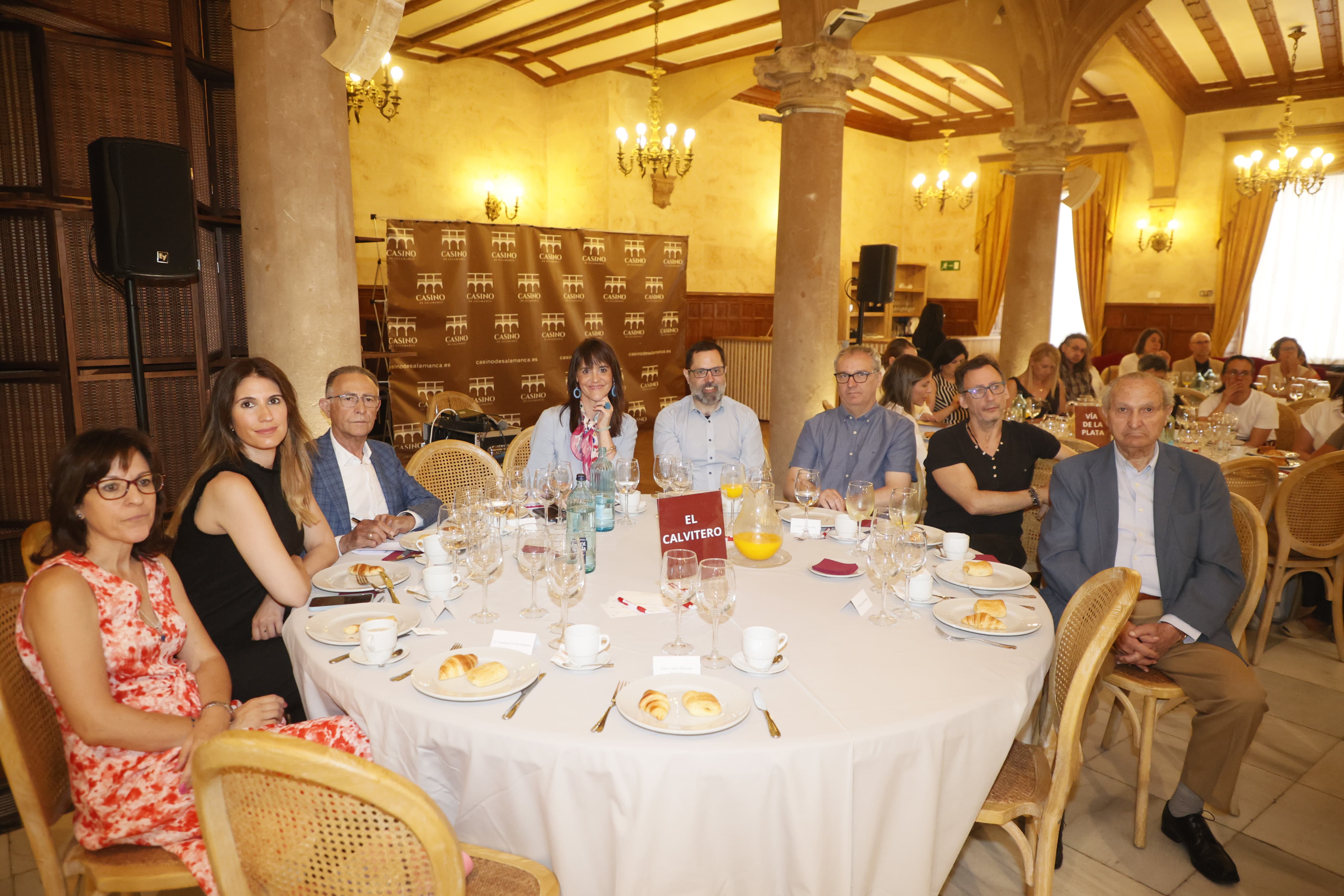 Irene Alférez (Nuskin), Marian Holgado (LA GACETA), José Peralta (Helcesa), Laura Gómez (Raquel Szalay), Pablo Olmedo (Jara Transformadores), Juan Carlos Calvo y Pablo Ernesto Martín (Falken Solutions, S.L.) y Santos Carrasco (Carrasco Ibéricos).