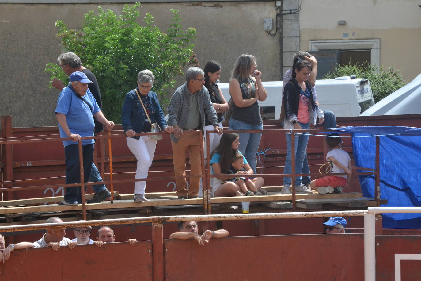 Brillante cierre de San Juan en Hinojosa de Duero
