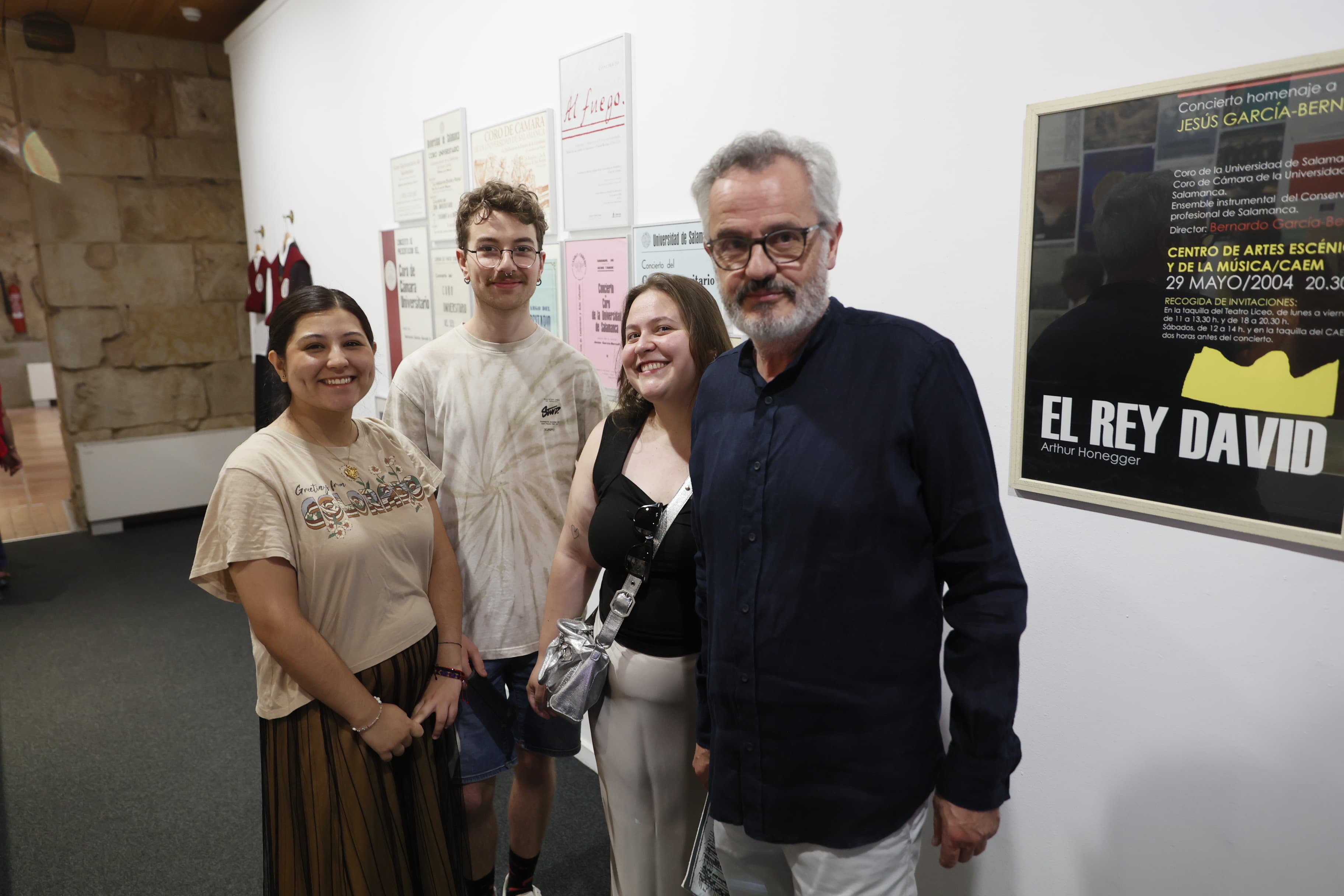 Un viaje a través de la historia del Coro Universitario y de Cámara de la Universidad