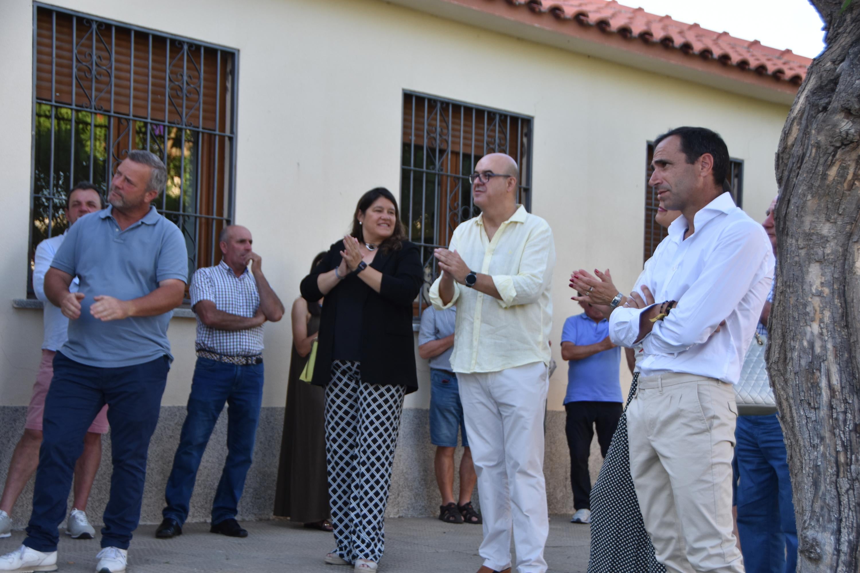 La mediática diputada Ana Vázquez ensalza «lo rural» en San Pedro del Valle
