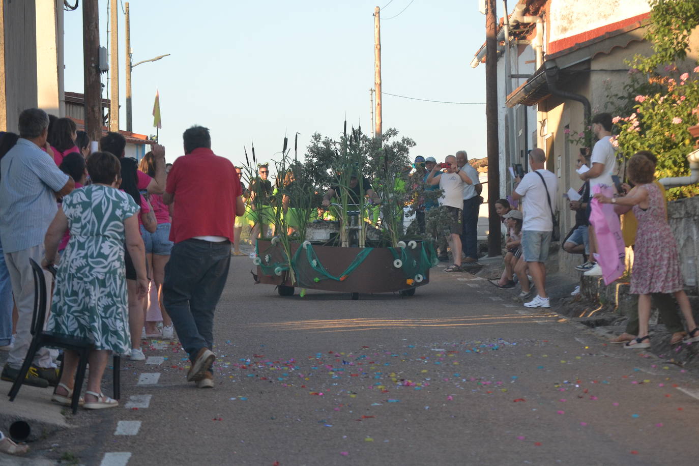 La creatividad se desborda en Villar de Peralonso