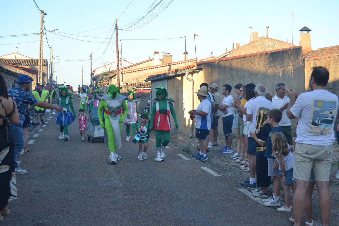 La creatividad se desborda en Villar de Peralonso