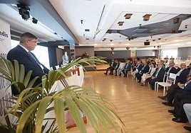 Paulino Benito, presidente de Aestradis y CEOE Cepyme Salamanca, este viernes en las jornadas de la asociación de transporte.