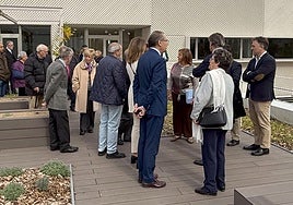 Terraza del nuevo centro municipal de mayores Trastormes, el día de su apertura.