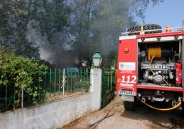 Bomberos de Villares en otro fuego en Villamayor.
