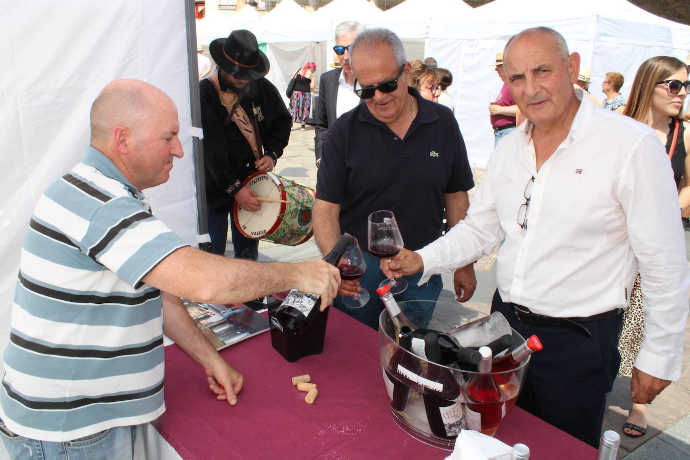 Festival de sabores en una animada feria en Linares de Riofrío